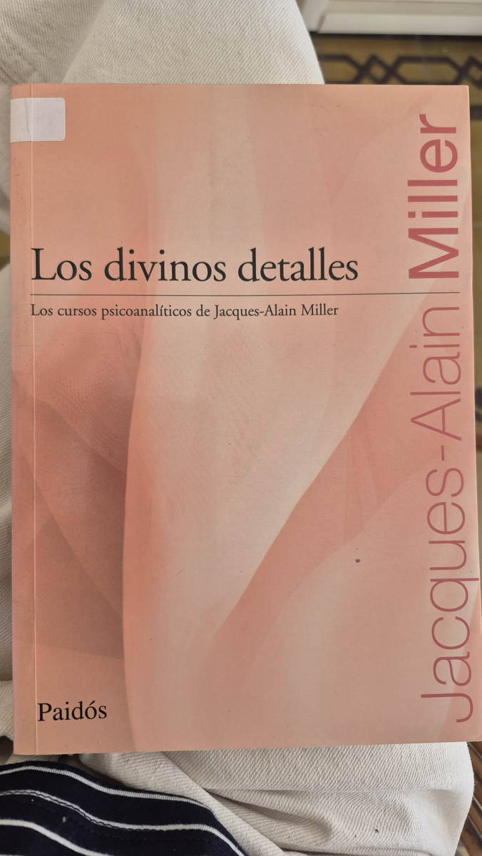 Los divinos detalles